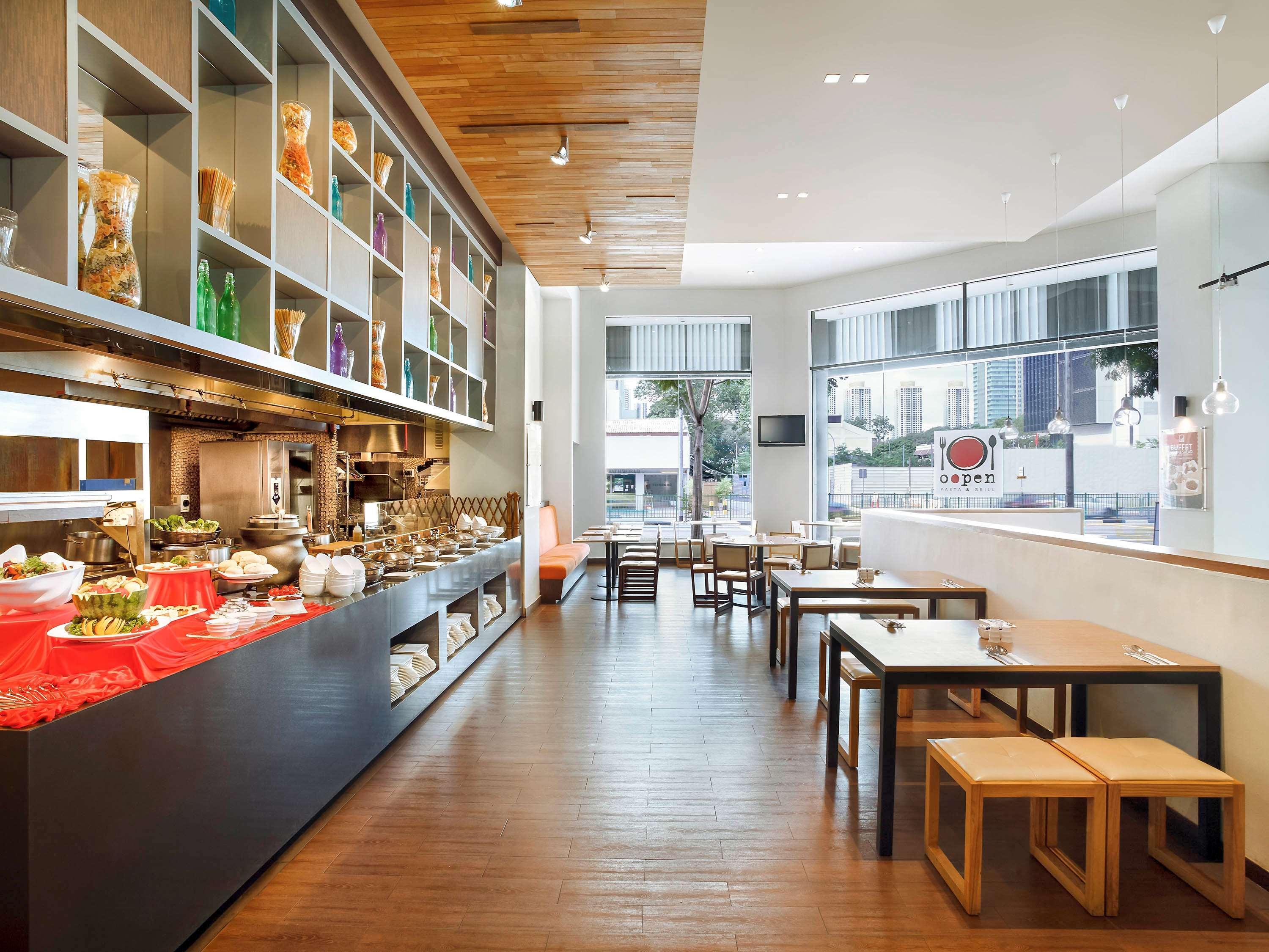 Ibis Novena Khách sạn Singapore