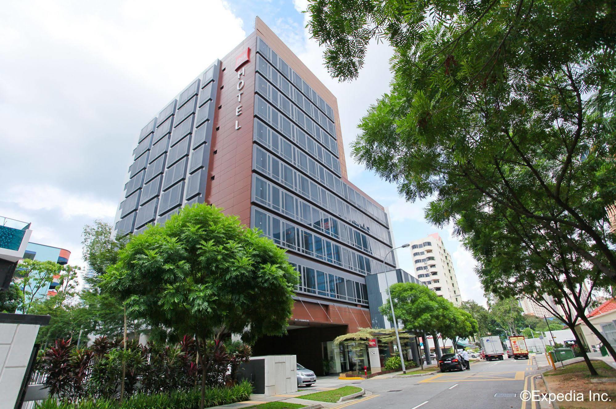 Ibis Novena Khách sạn 3*